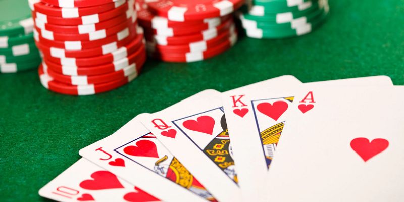 Cách chơi Poker giải trí kiếm về tiền tỷ